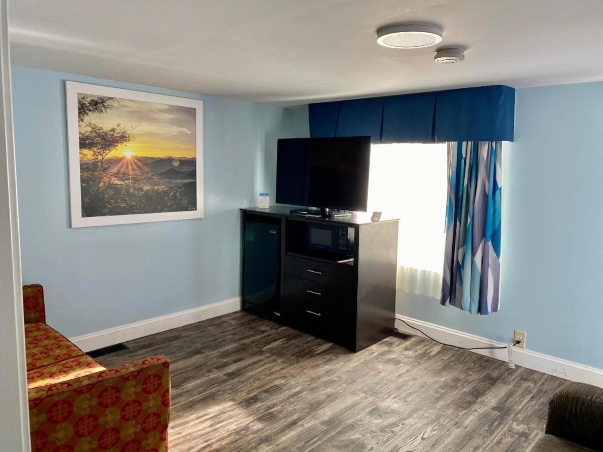 Days Inn By Wyndham Lincoln Bagian luar foto