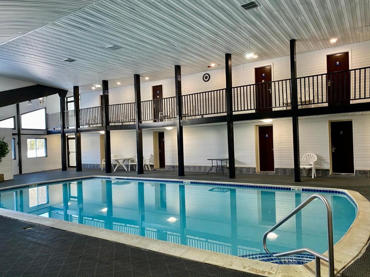 Days Inn By Wyndham Lincoln Bagian luar foto