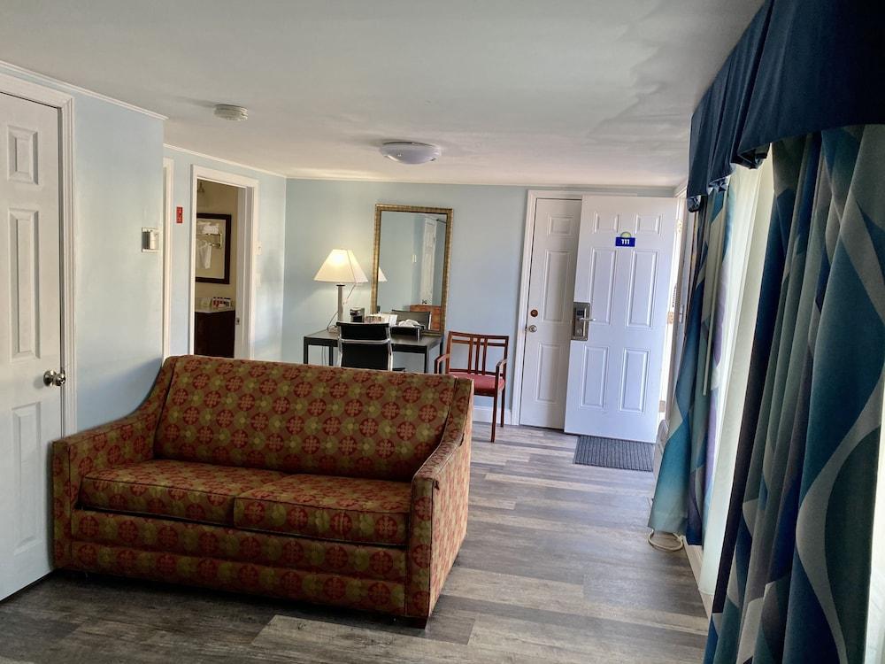 Days Inn By Wyndham Lincoln Bagian luar foto