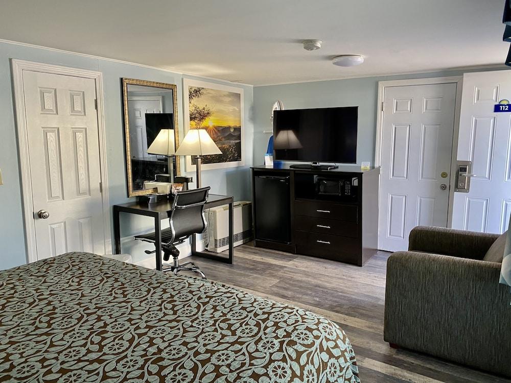 Days Inn By Wyndham Lincoln Bagian luar foto