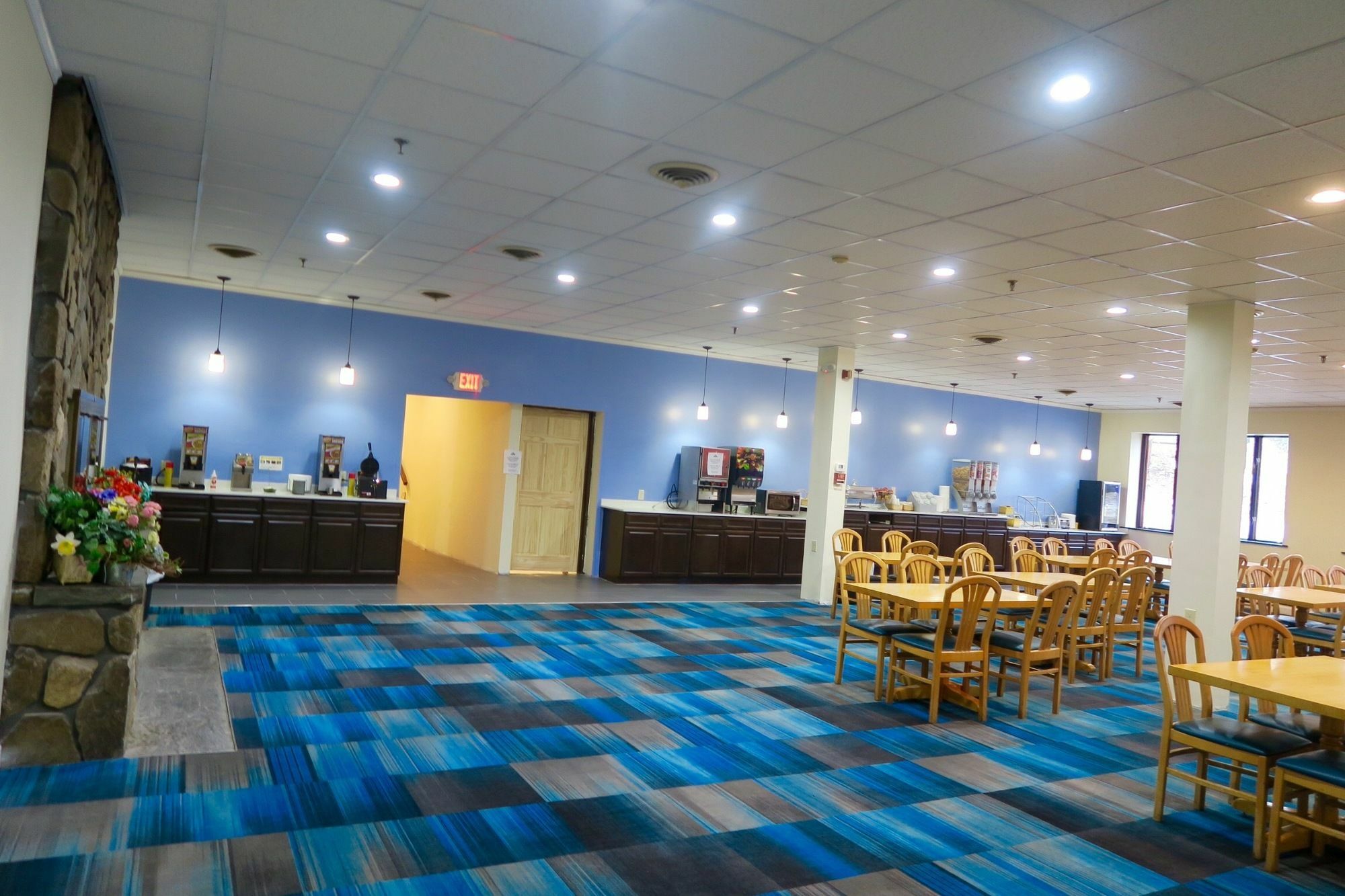 Days Inn By Wyndham Lincoln Bagian luar foto