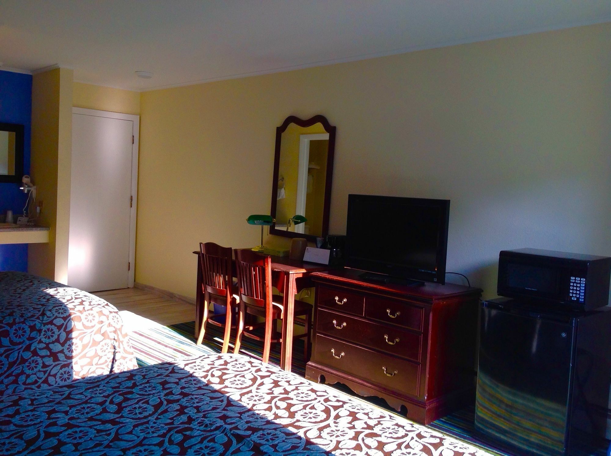 Days Inn By Wyndham Lincoln Bagian luar foto