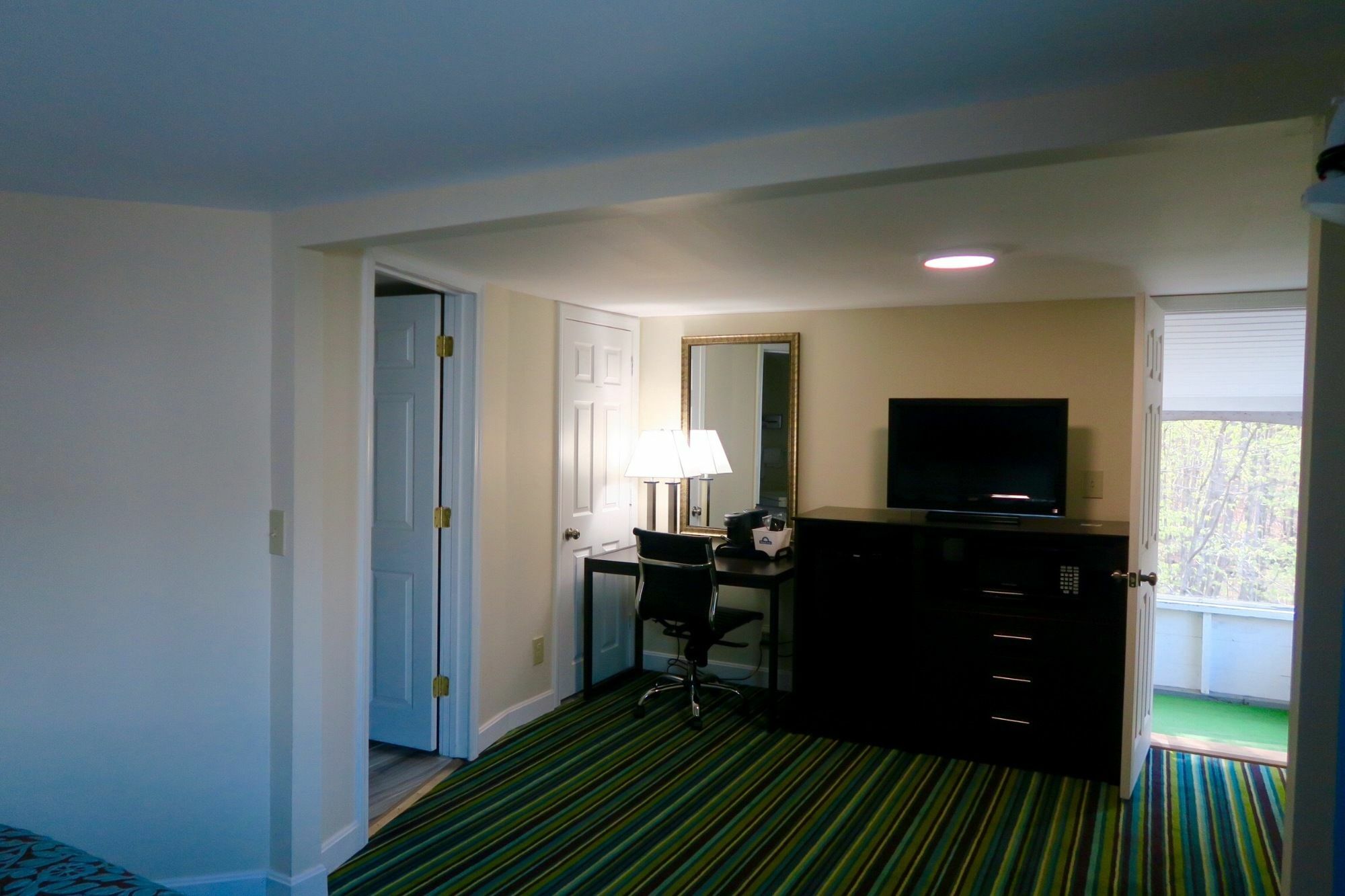 Days Inn By Wyndham Lincoln Bagian luar foto
